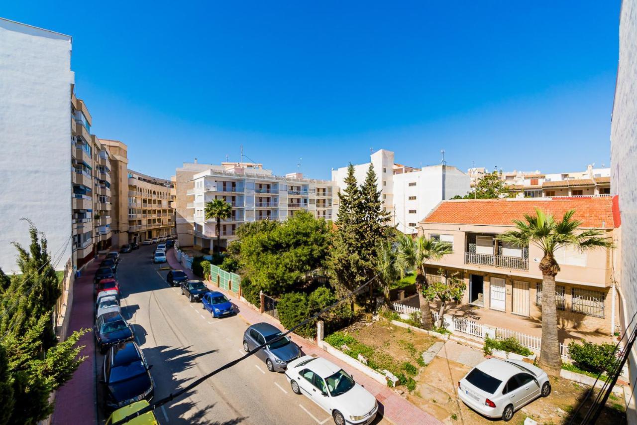 Ferienwohnung Apartamento Sunrise Orbiplaya Torrevieja Exterior foto