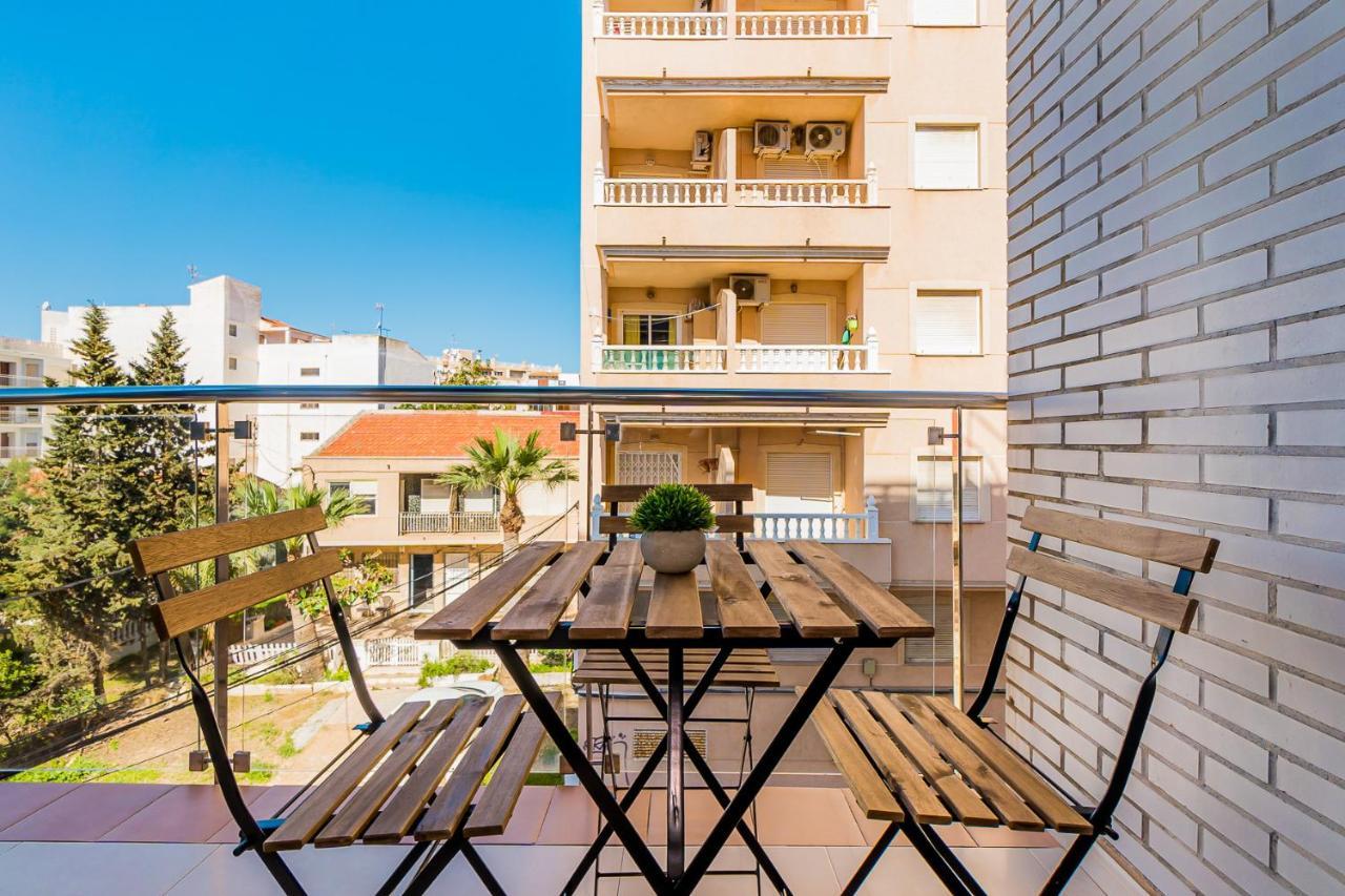 Ferienwohnung Apartamento Sunrise Orbiplaya Torrevieja Exterior foto